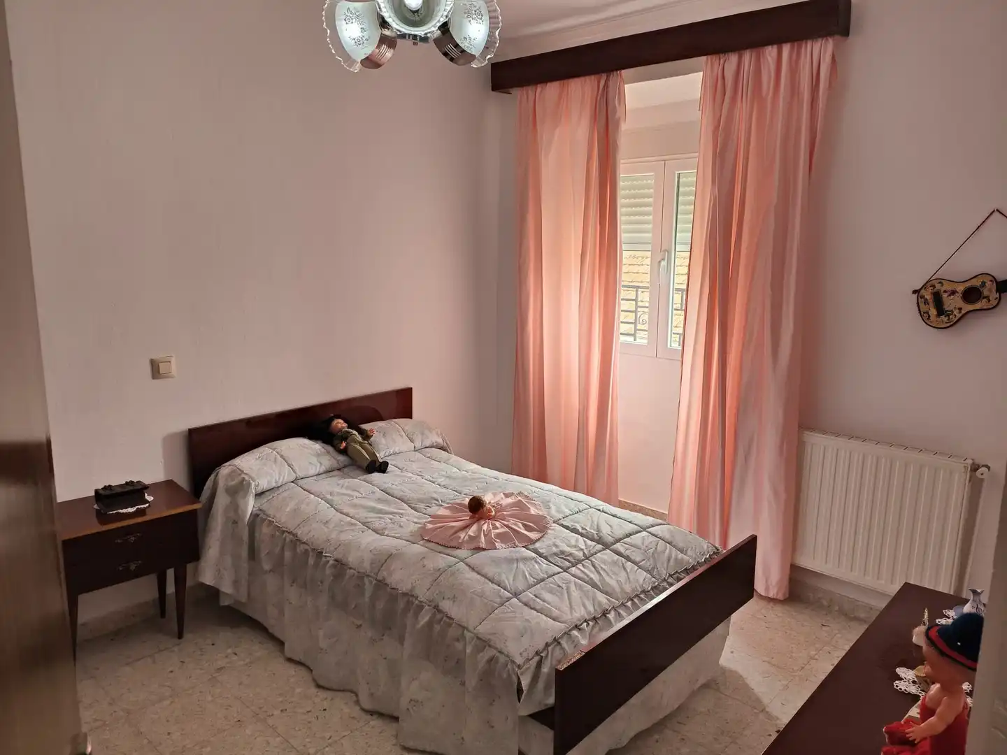 Habitación de Casa o chalet en venta en Corral de Almaguer con Calefacción, Parquet y Terraza