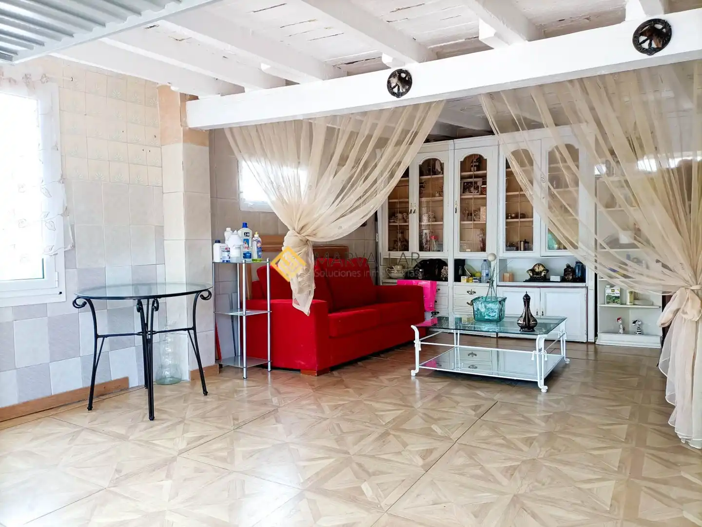 Living room of Commercial properties for sale in Santa Cruz de Bezana