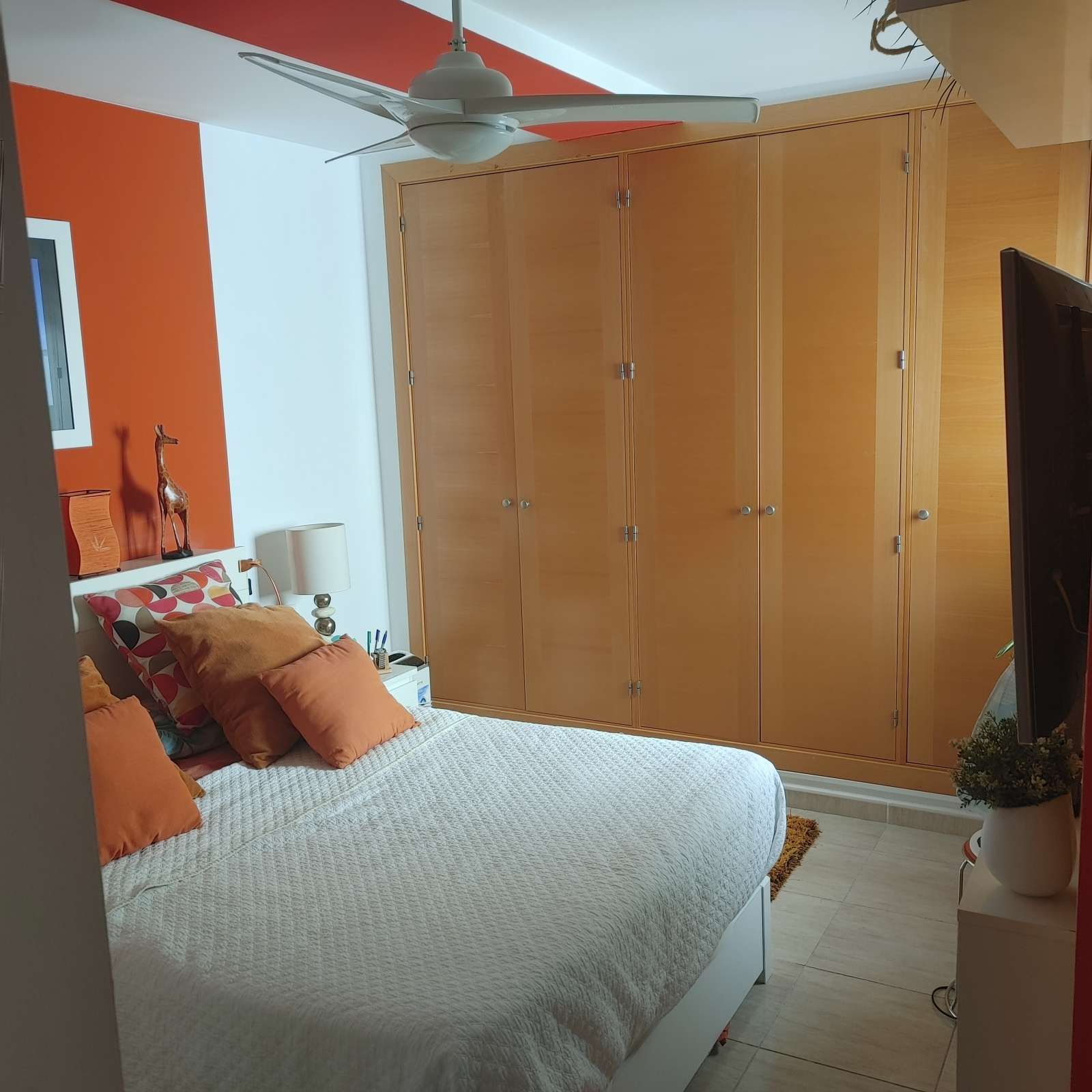 Schlafzimmer von Wohnung zur untervermieten in Telde mit Klimaanlage, Heizung und Terrasse