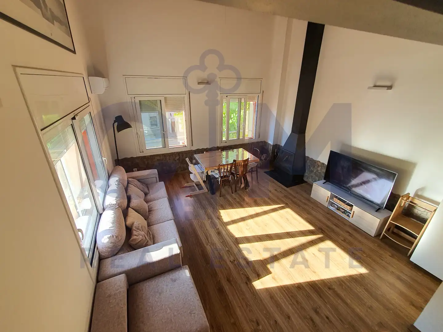 Sala de estar de Dúplex en venta en Vallgorguina, Barcelona