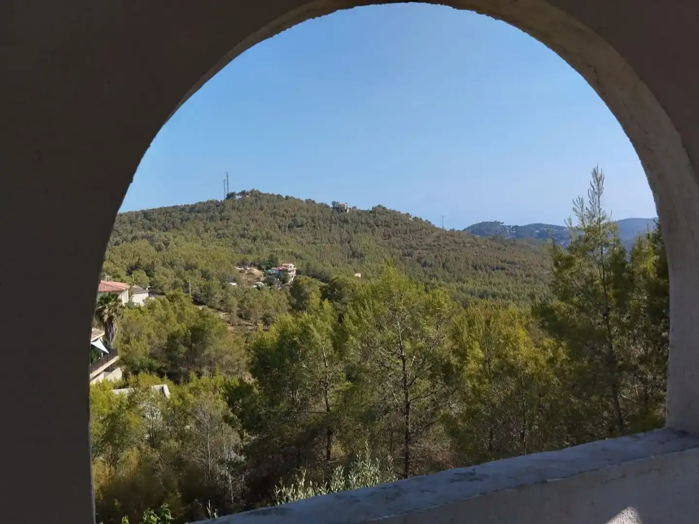 Vista exterior de Casa o xalet per a compartir en Olivella amb Jardí privat, Moblat i Balcó