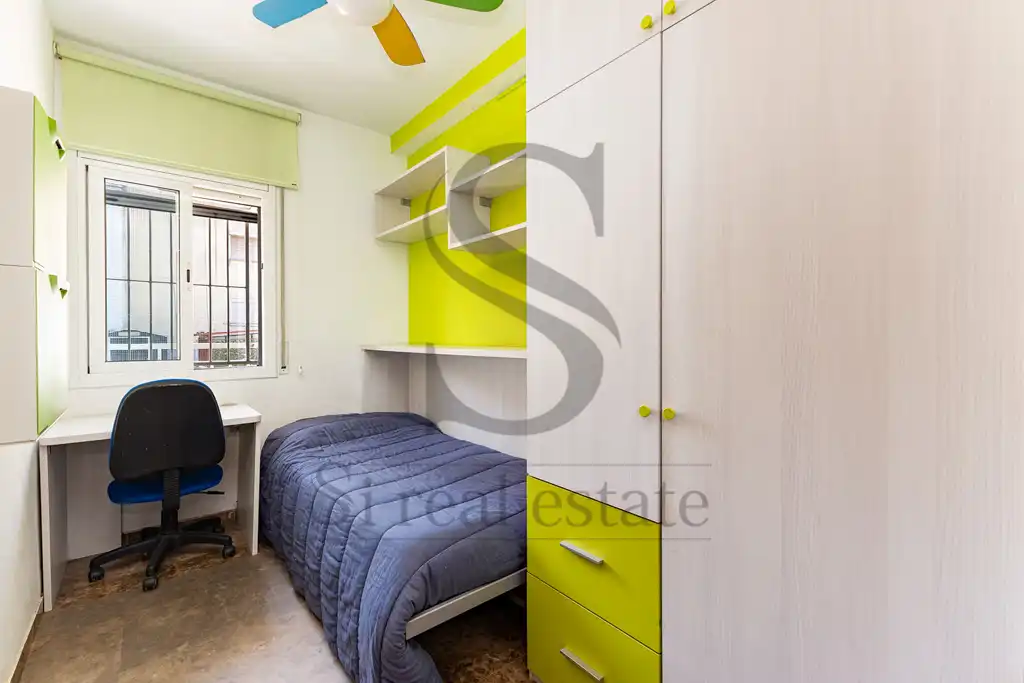 Bedroom of Flat for sale in Barcelona  with Air Conditioner, Heating and Terrace