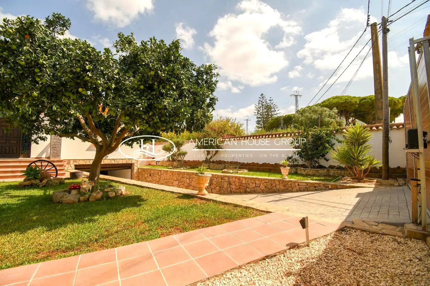 Exterior view of Houses for sale in Chiclana de la Frontera  with Air Conditioner, Heating and Private garden