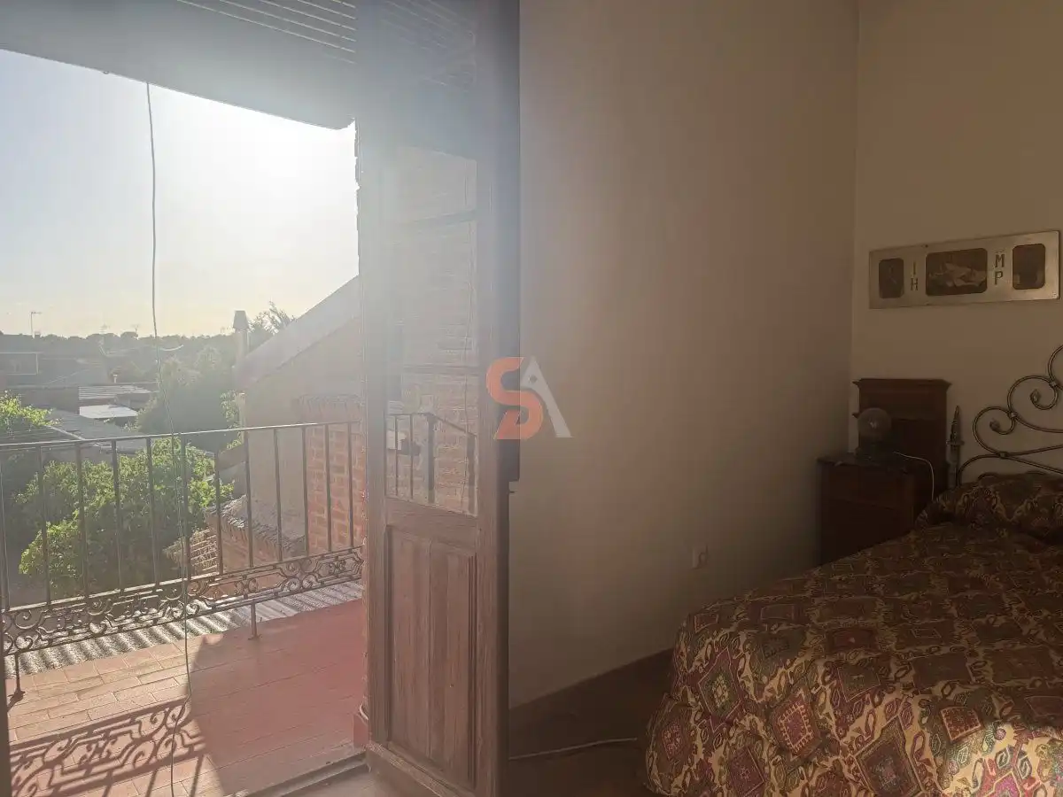 Habitación de Casa o chalet en venta en Alcazarén con Calefacción, Terraza y Trastero