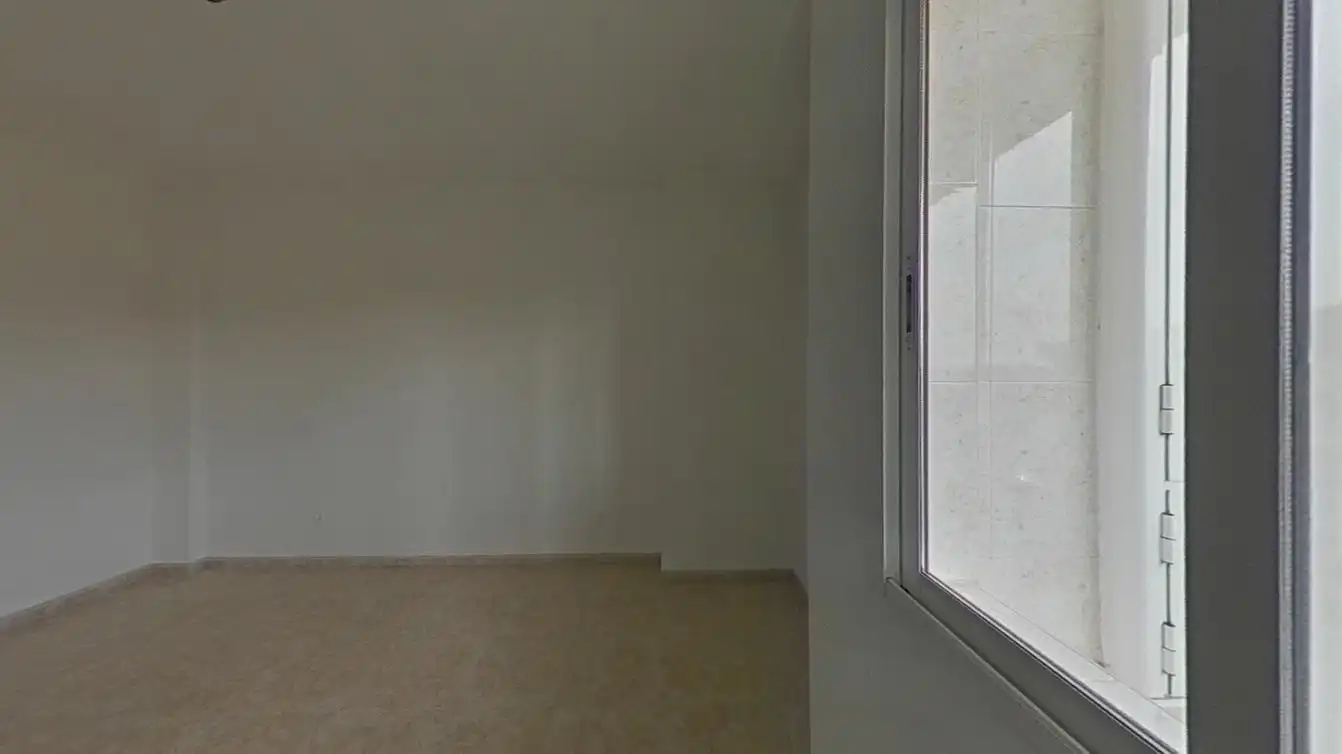 Flat for sale in Parla