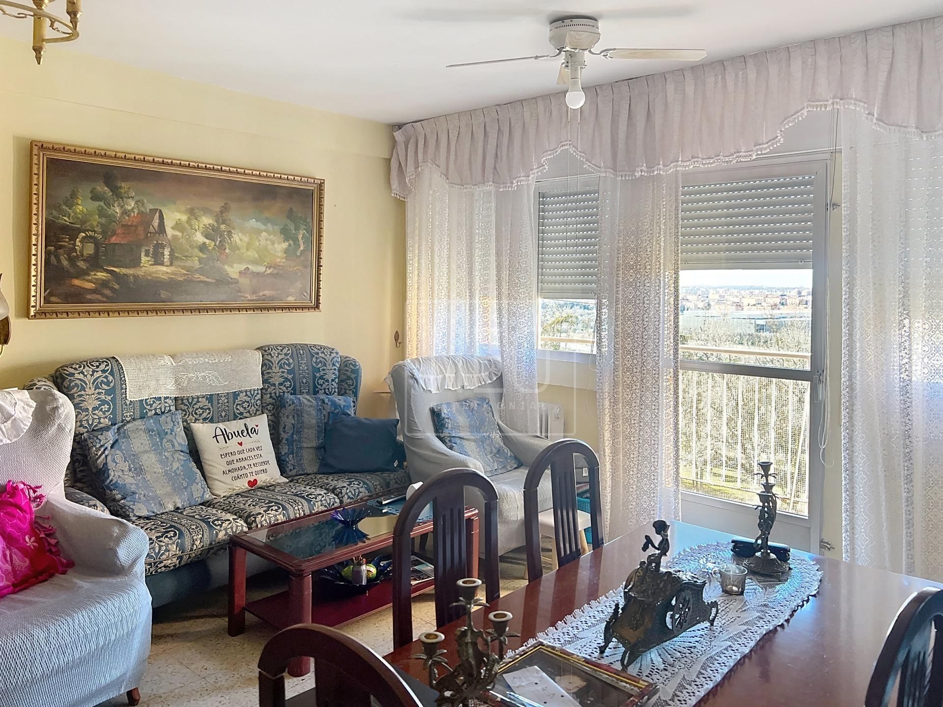 Living room of Flat for sale in  Madrid Capital  with Terrace