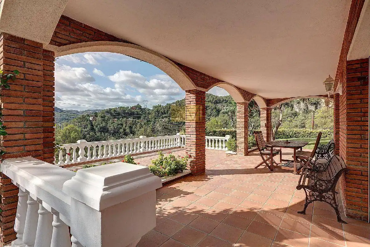 Terraza de Casa o chalet en venta en Vallirana con Aire acondicionado, Calefacción y Jardín privado