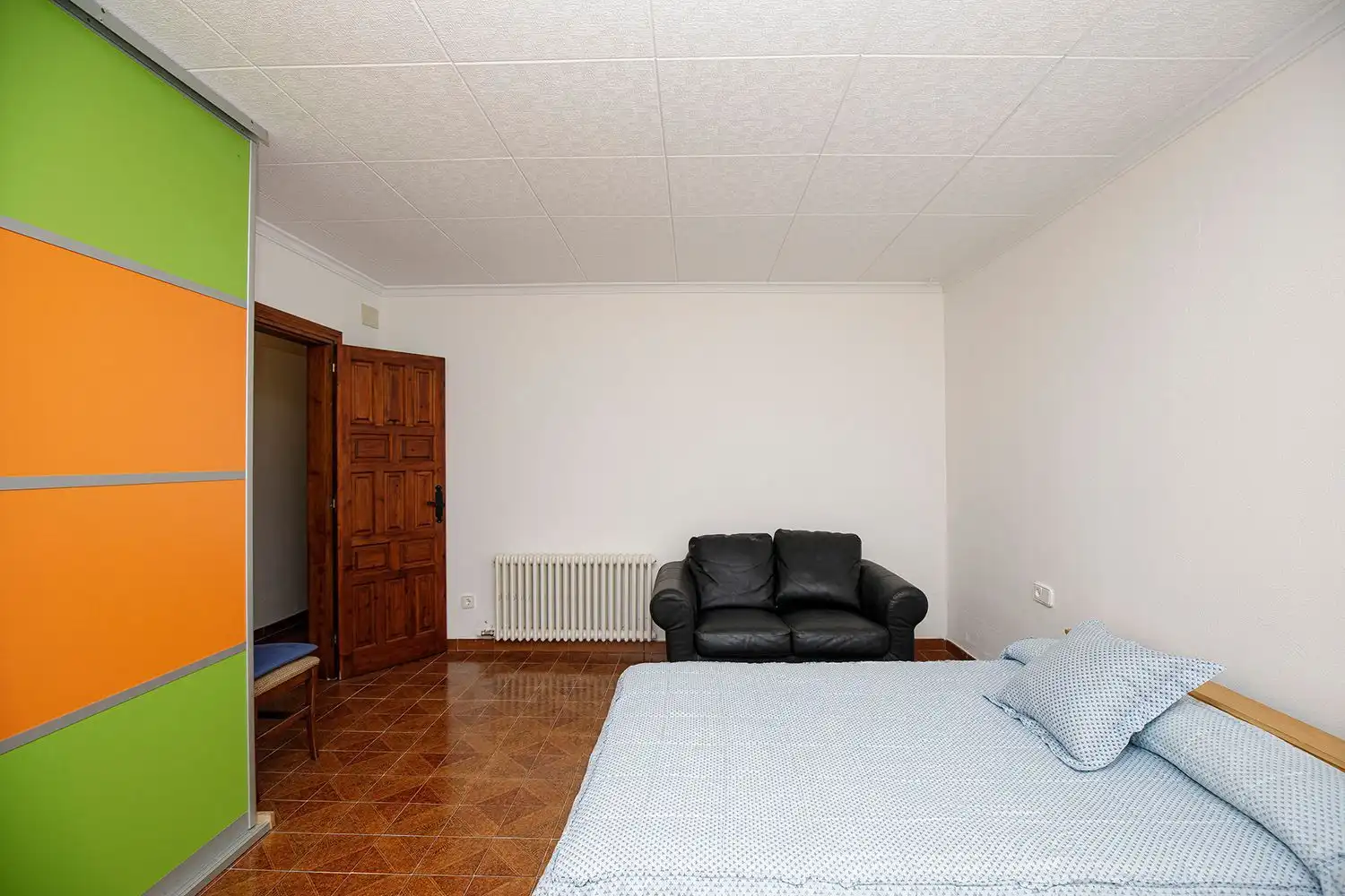Habitación de Casa o chalet en venta en Llambilles con Calefacción, Jardín privado y Terraza