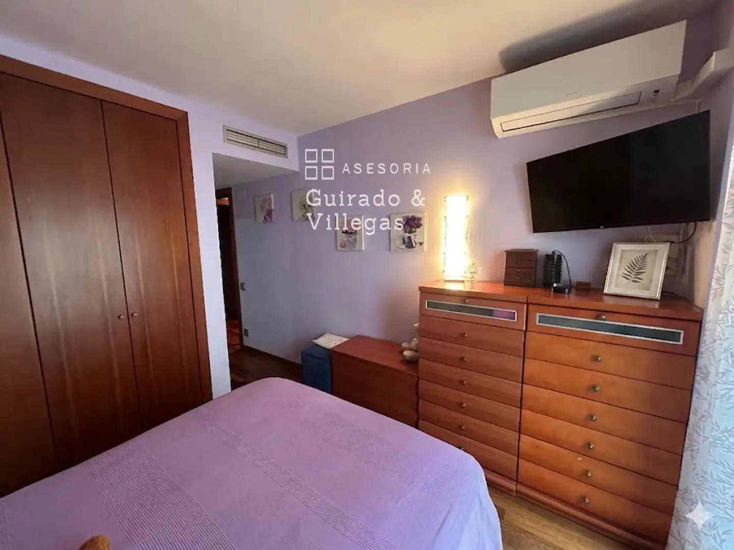 Schlafzimmer von Wohnung zum Verkauf in Barcelona mit Klimaanlage und Terrasse