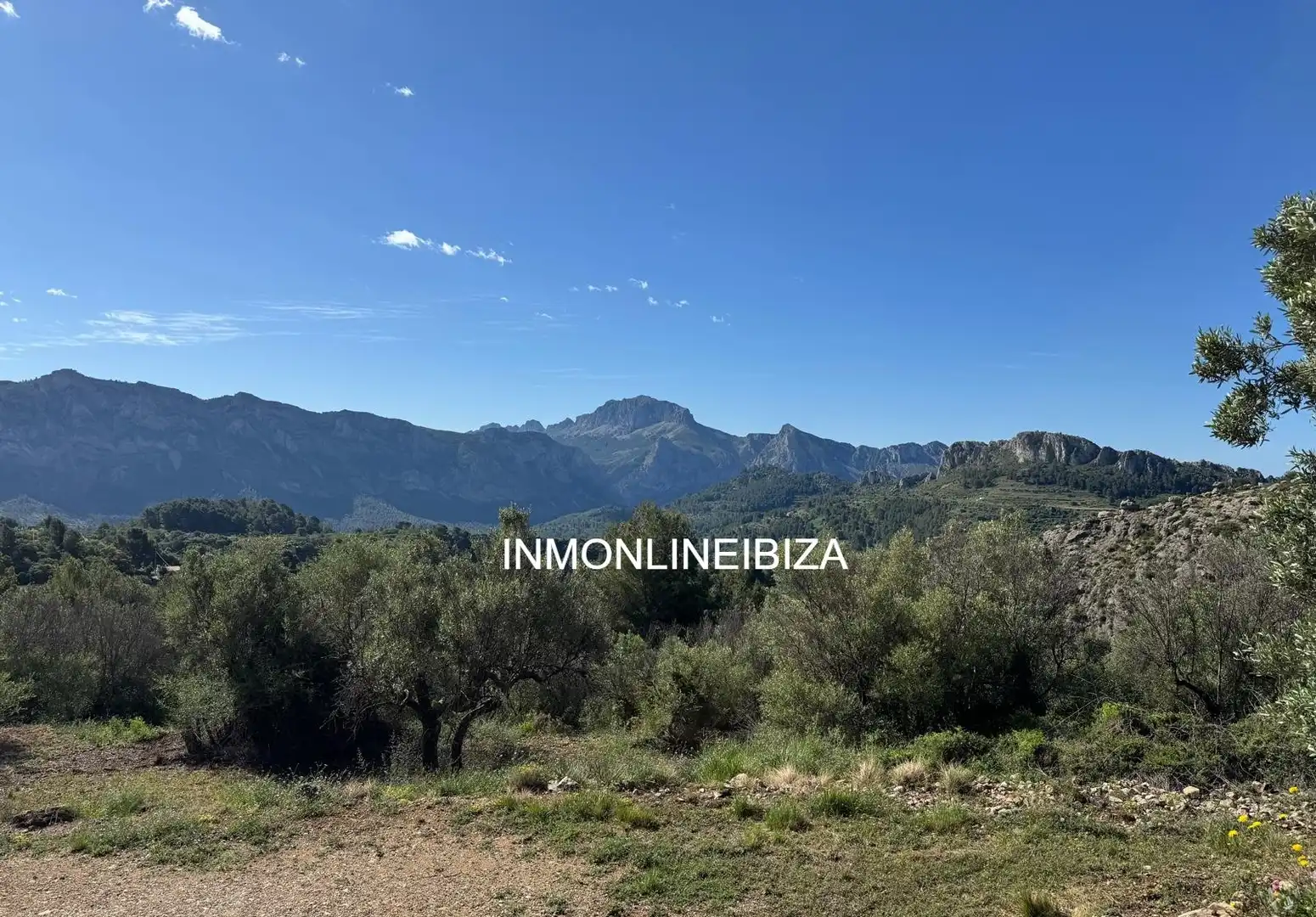 Land for sale in Tàrbena