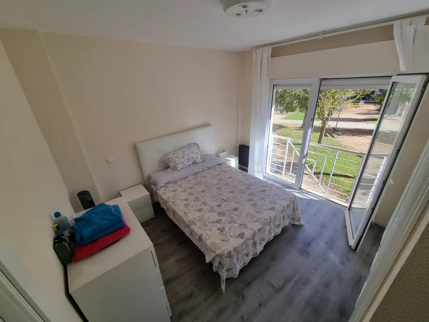 Dormitori de Apartament en venda en Ciudad Real amb Aire condicionat i Moblat