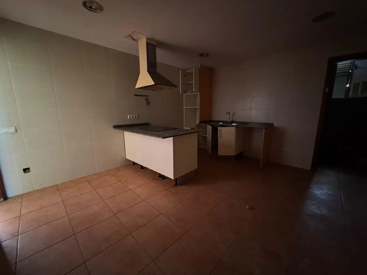 Cuina de Casa o xalet en venda en Canyelles amb Terrassa i Alarma