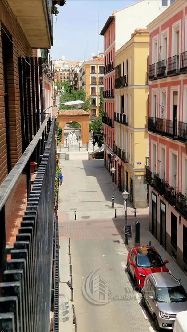 Vista exterior de Piso de alquiler en Madrid con Aire acondicionado, Calefacción y Amueblado