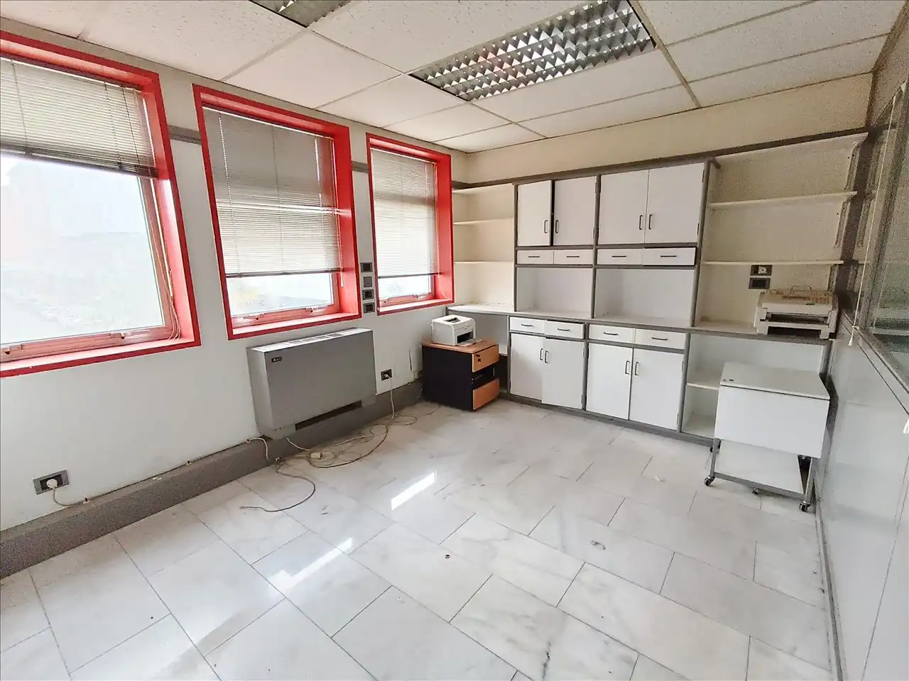 Oficina amb ascensor en venda a Praza de Luís Seoane, imagen 11