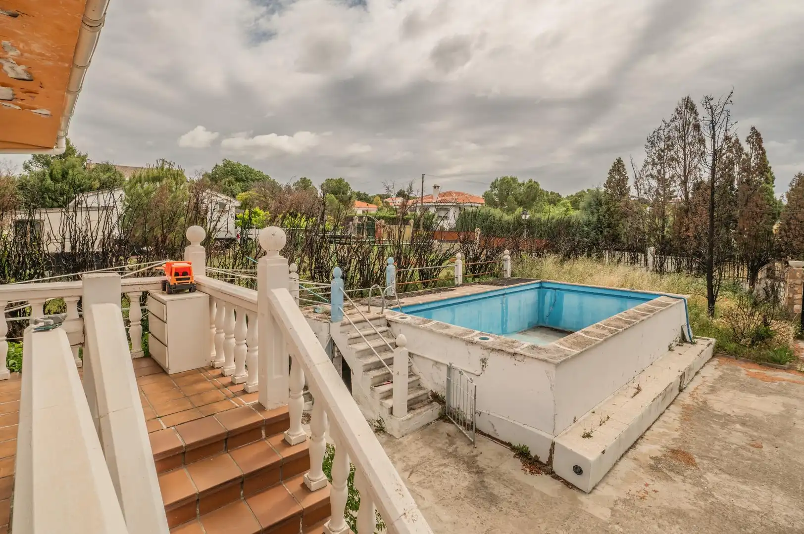Piscina de Casa o chalet en venta en Yeles con Aire acondicionado, Calefacción y Jardín privado