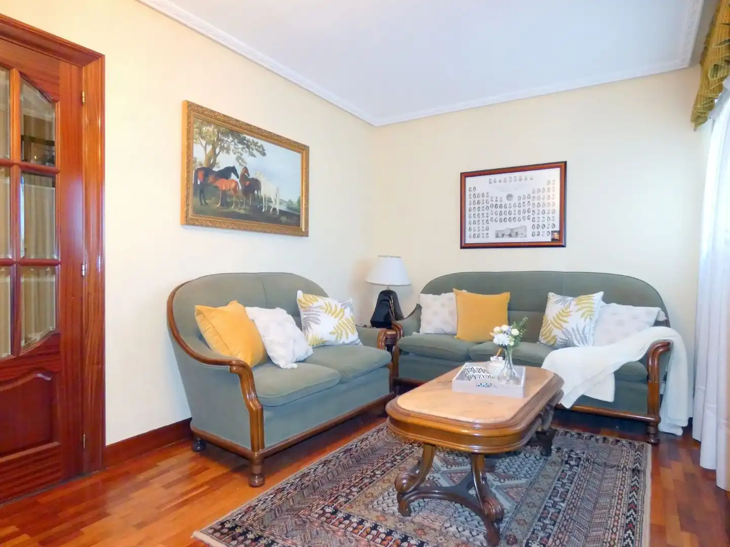 Flat for sale in Karmelo Kalea, Santutxu - Basarrate