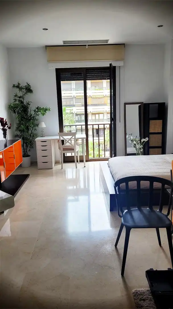 Habitación de Piso de alquiler en Cádiz con Amueblado