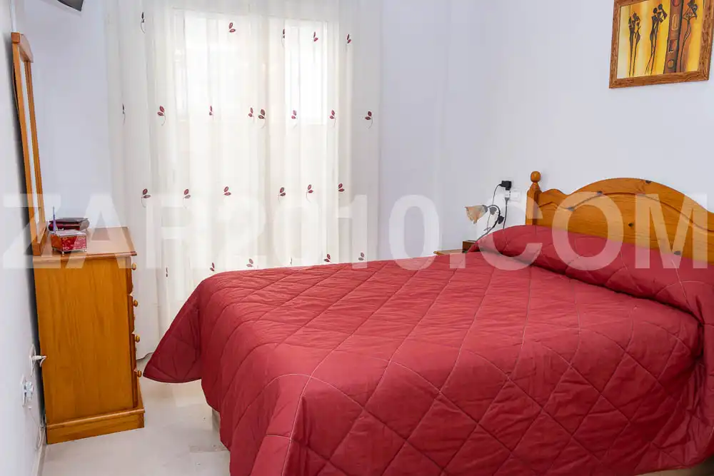 Habitación de Piso en venta en Garrucha con Aire acondicionado, Terraza y Amueblado