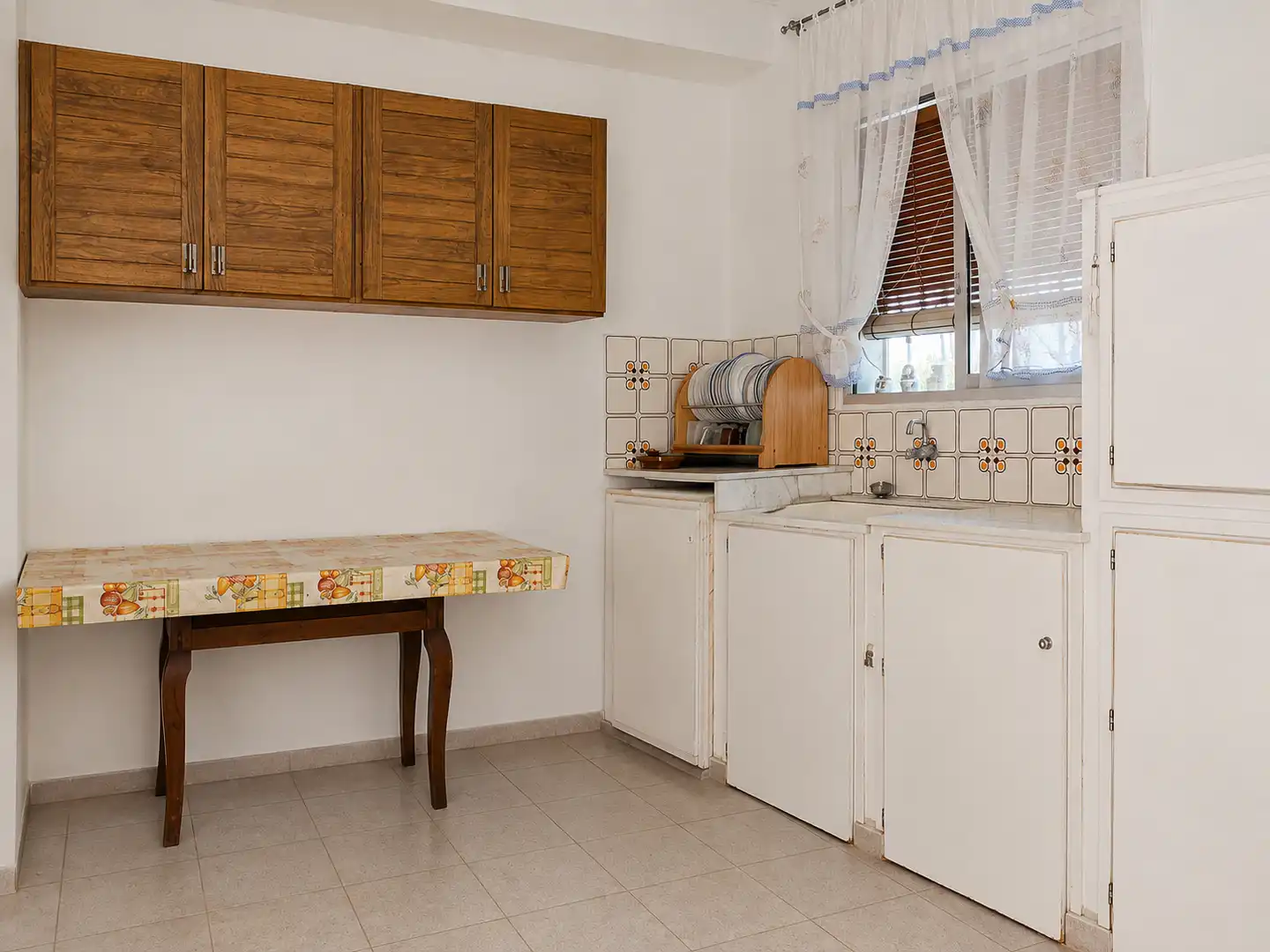 Cuina de Casa o xalet en venda en Oliva amb Jardí privat, Piscina i Moblat