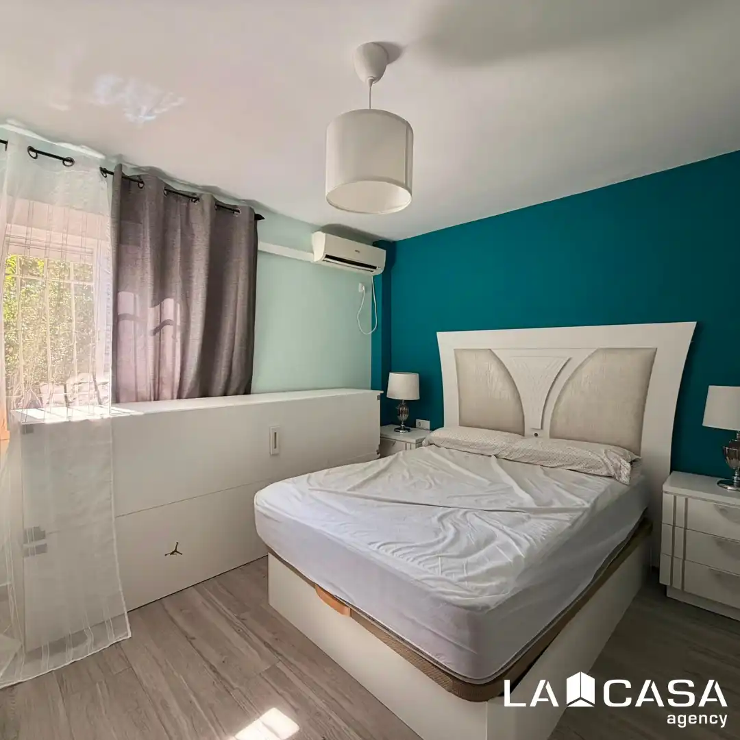 Bedroom of Flat for sale in Sevilla  with Heating and Terrace