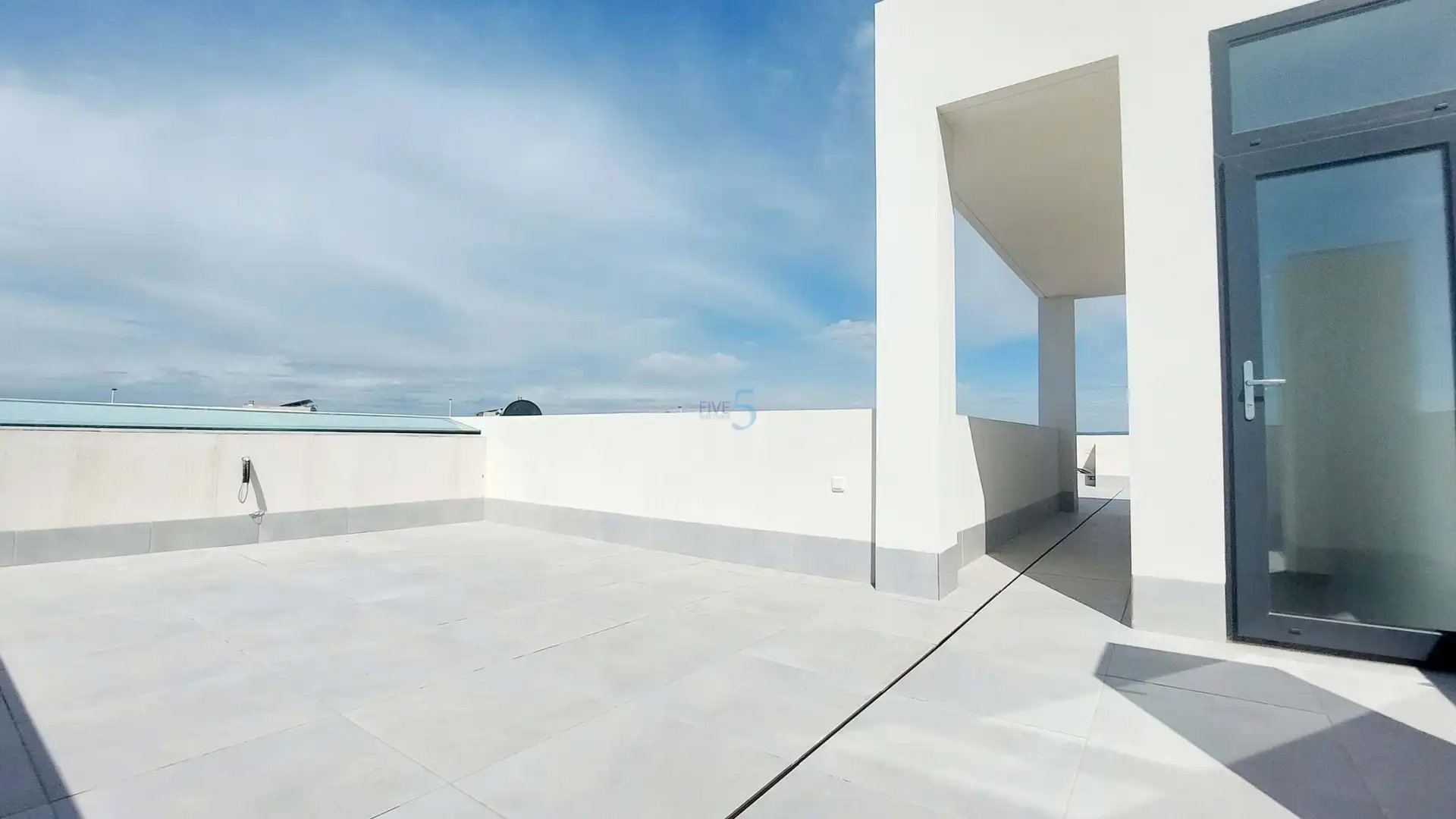 Terrassa de Casa o xalet en venda en San Pedro del Pinatar amb Aire condicionat, Terrassa i Piscina