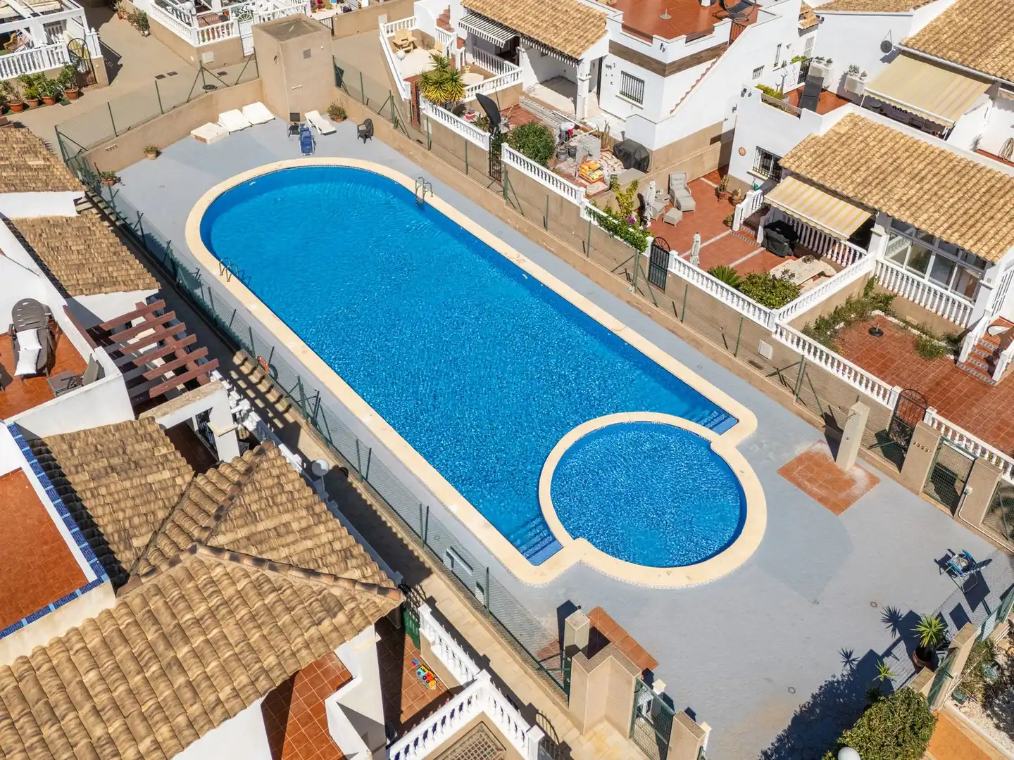 Maison mitoyenne avec piscine à vendre à N/A, imagen 26