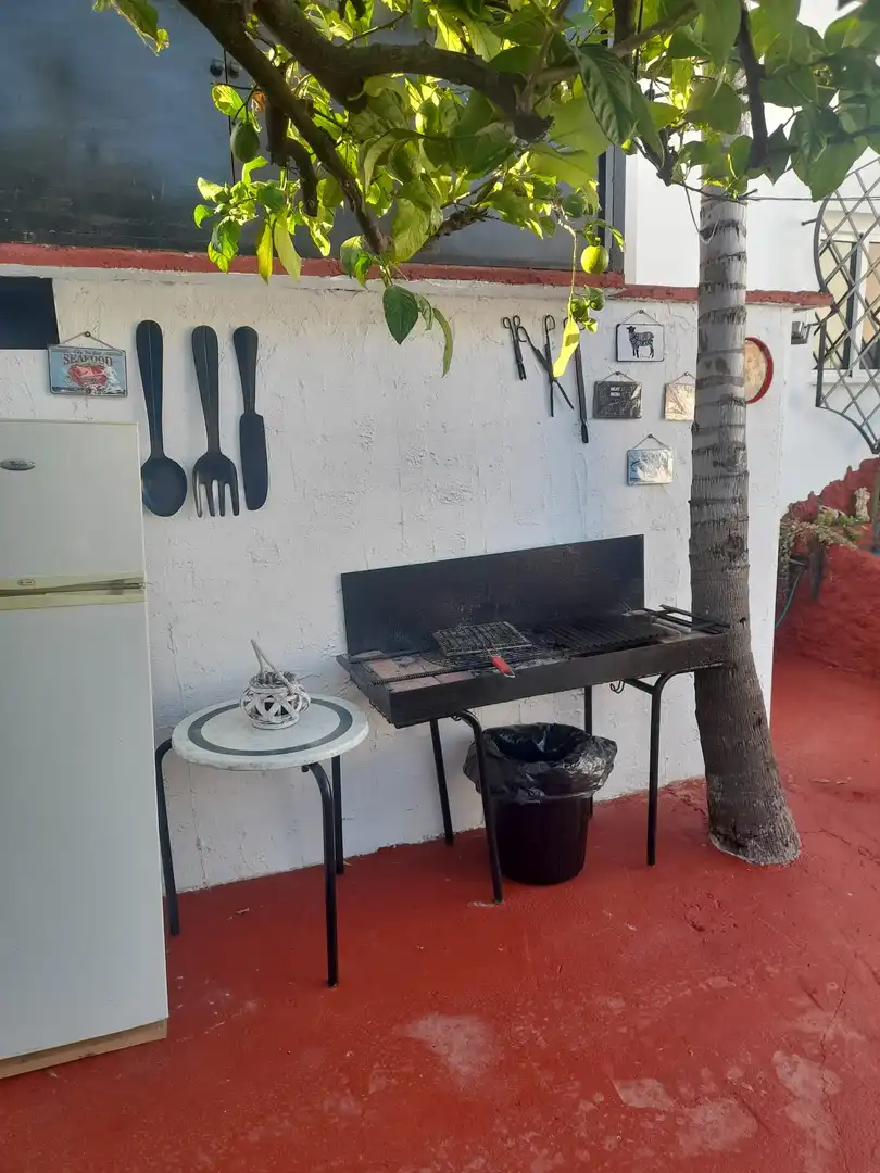 Jardín de Casa o chalet en venta en Brenes con Aire acondicionado, Jardín privado y Piscina