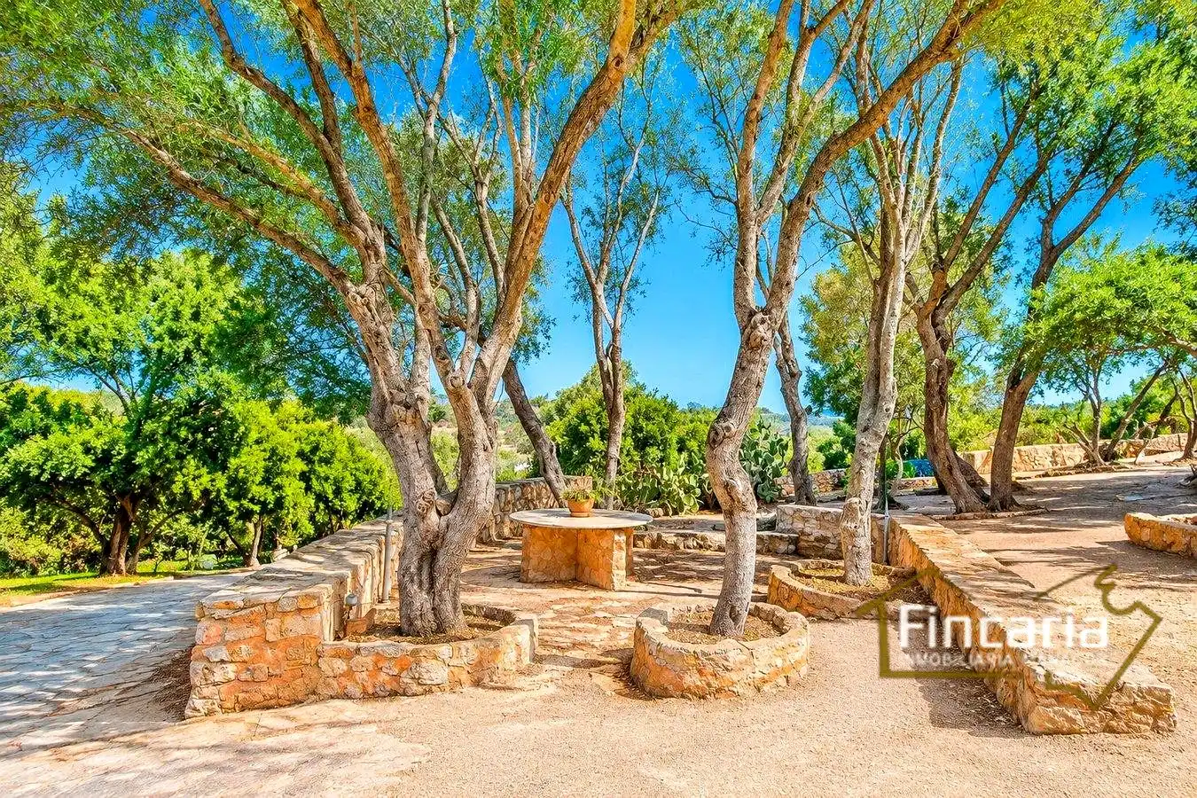 Garden of Country homes for sale in Manacor  with Air Conditioner, Private garden and Terrace