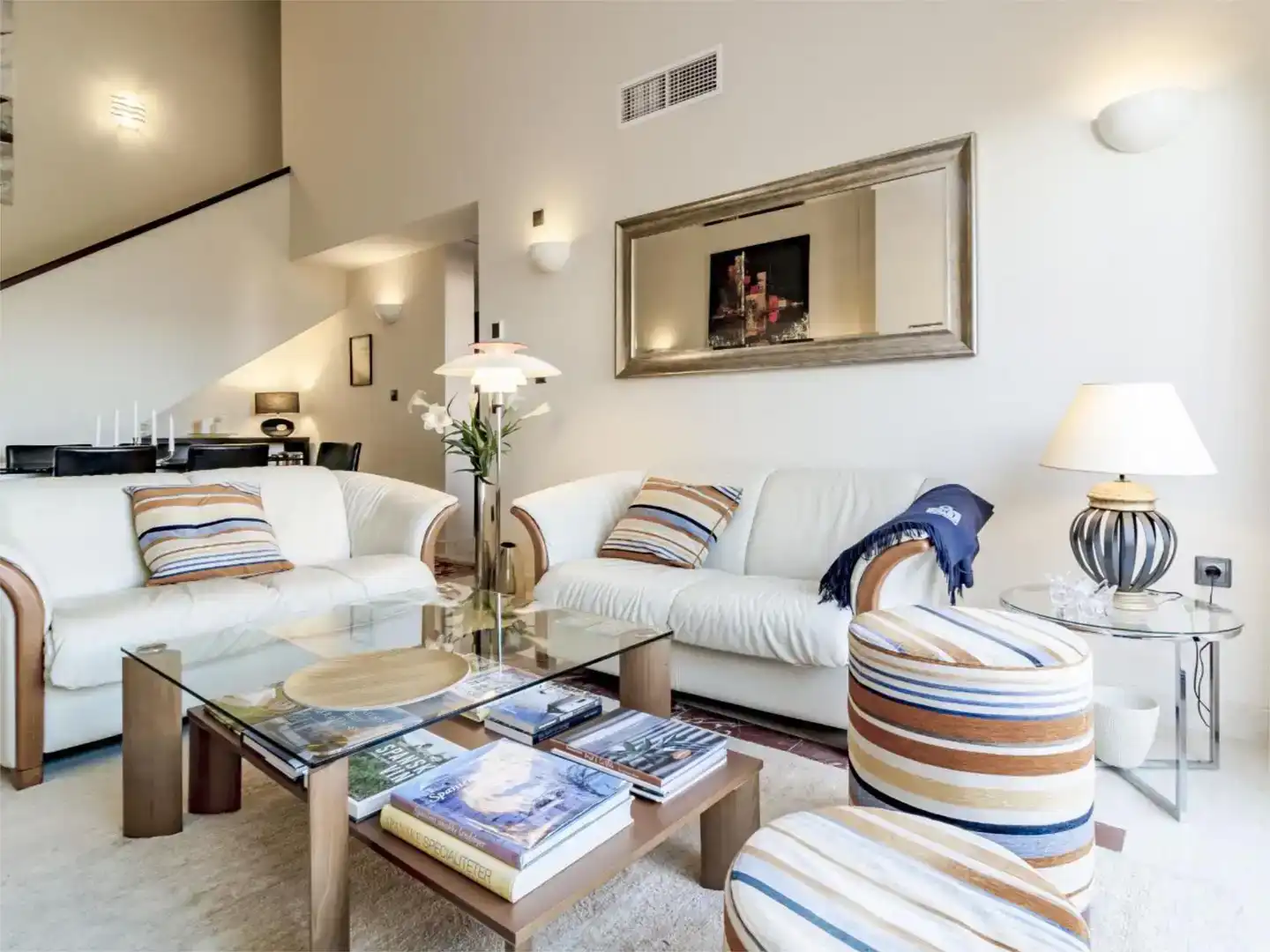 Wohnzimmer von Wohnung zur Miete in Ojén mit Klimaanlage, Schwimmbad und Balkon