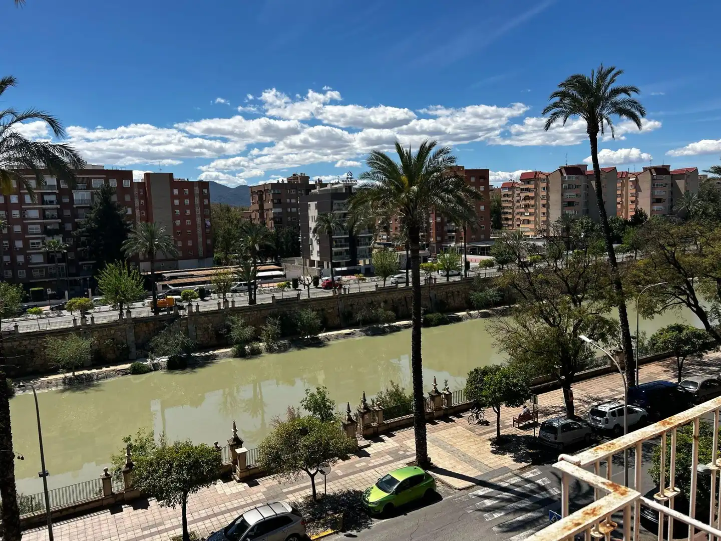 Vista exterior de Piso en venta en Murcia con Trastero y Balcón