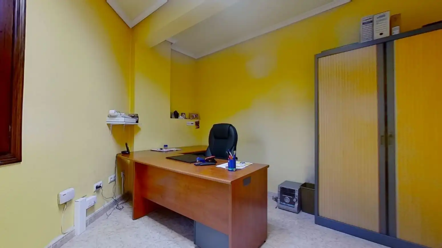 Commercial properties for rent in Torrelavega   with Air Conditioner