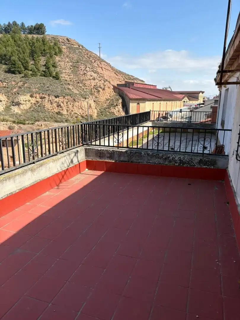 Ground floor for sale in Calle Moscatel, 25, Alberite