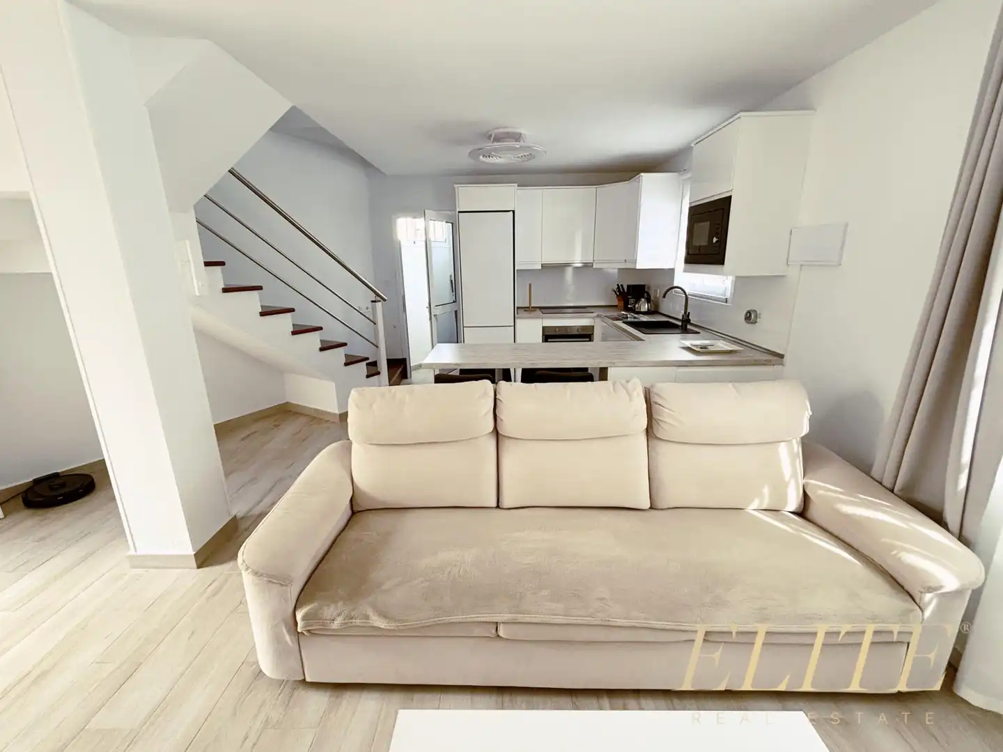 Wohnzimmer von Maisonette zum Verkauf in Mogán mit Abstellraum, Möbliert und Balkon
