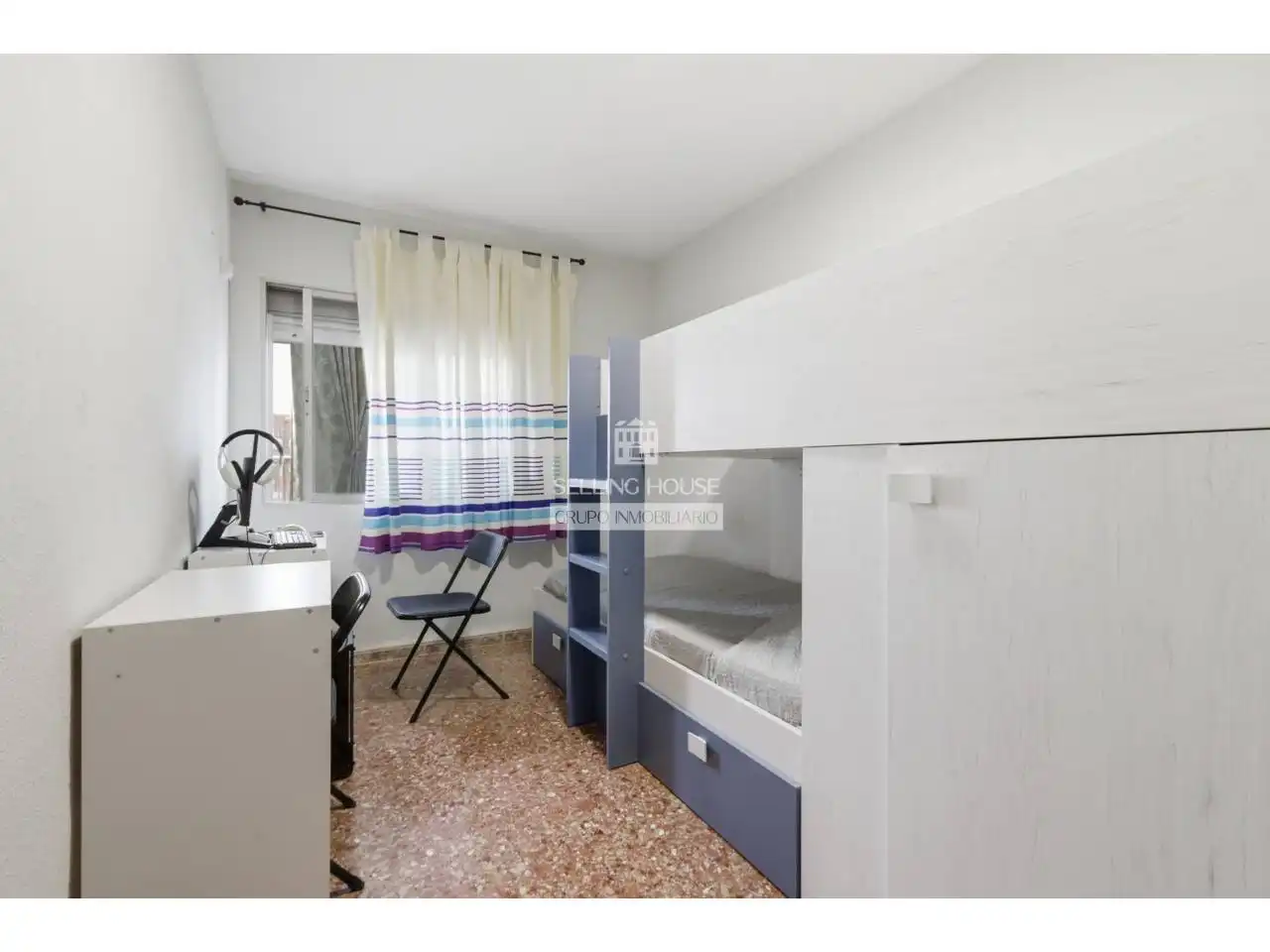 Bedroom of Flat for sale in Xirivella  with Air Conditioner, Storage room and Balcony