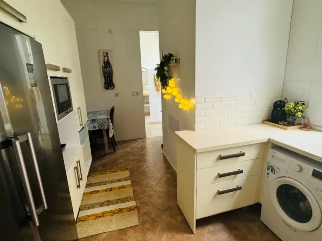 Flat to rent in Ejército español 8, imagen 3