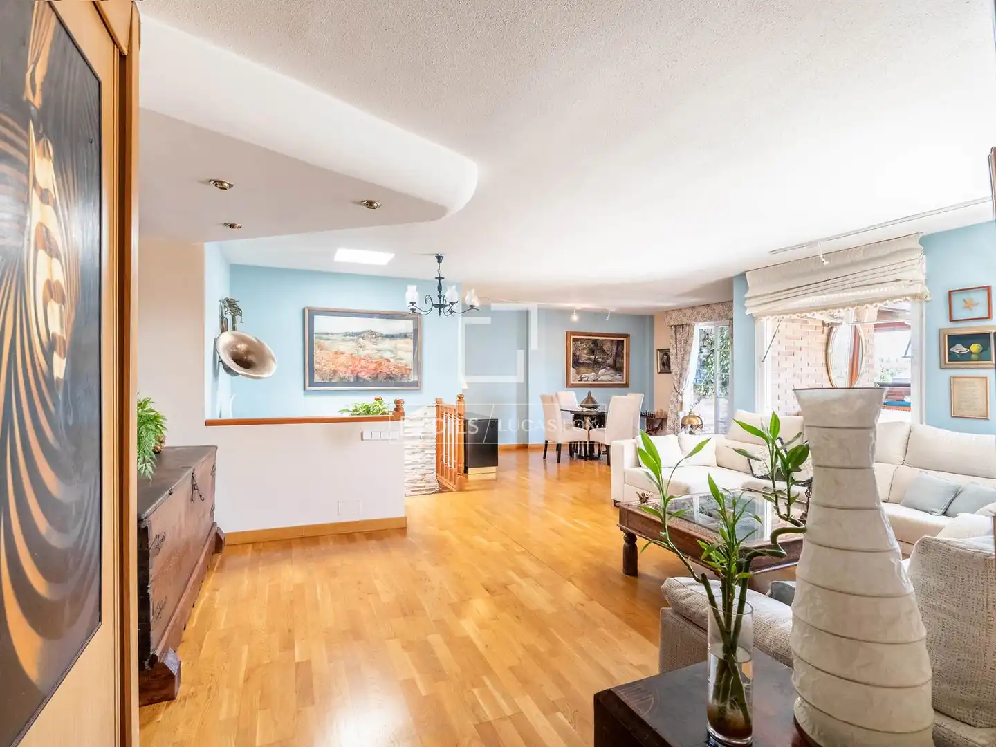 Exterior view of Attic for sale in Majadahonda  with Terrace, Storage room and Swimming Pool