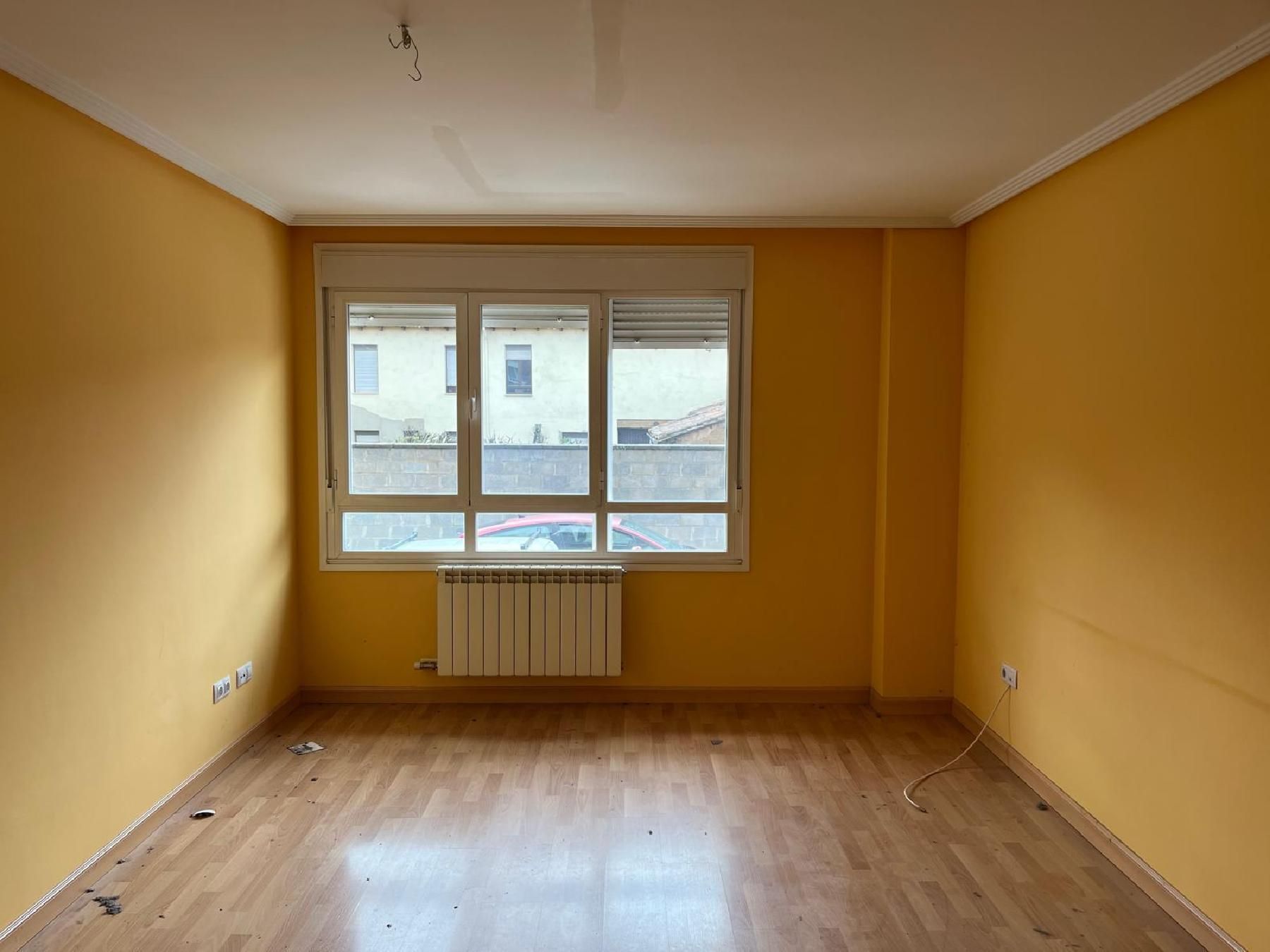 Bedroom of Flat for sale in Villaquilambre  with Terrace and Storage room