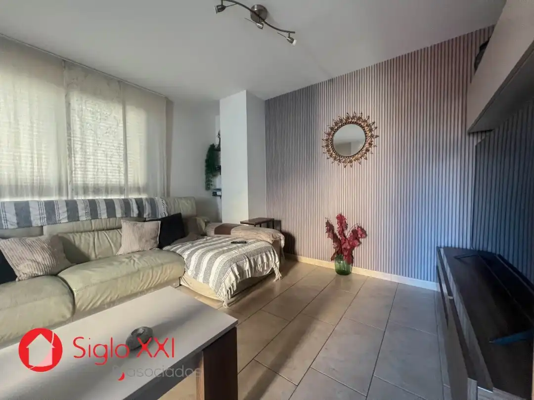 Appartamento con balcone in vendita a Centro, imagen 2