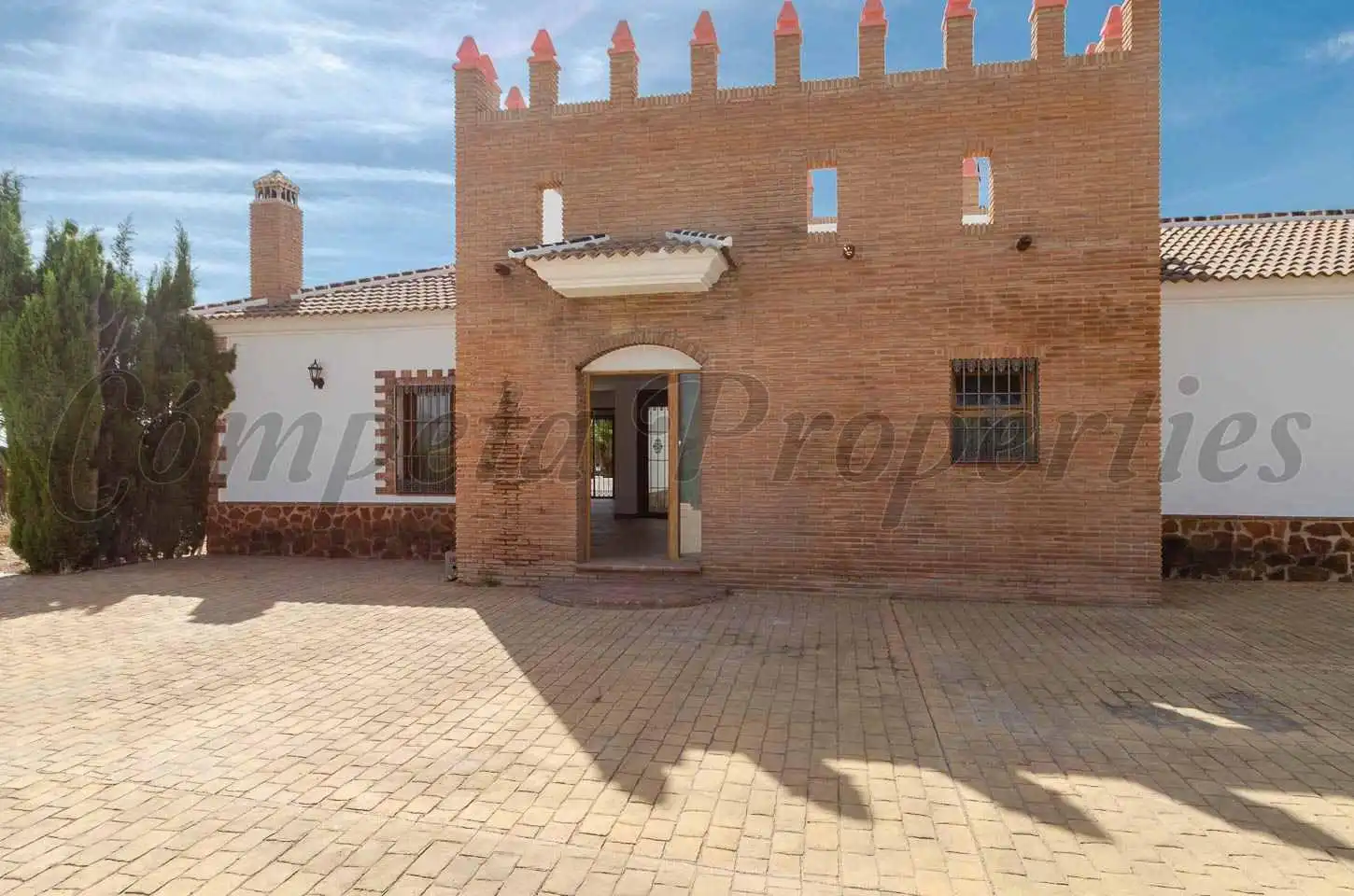 Casa amb piscina en venda a Sedella