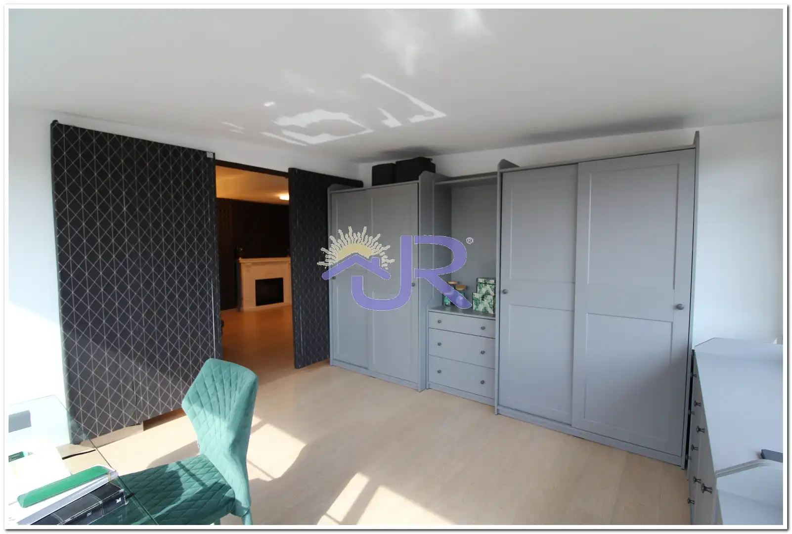 Bedroom of Houses for sale in Paracuellos de Jarama  with Air Conditioner, Private garden and Swimming Pool