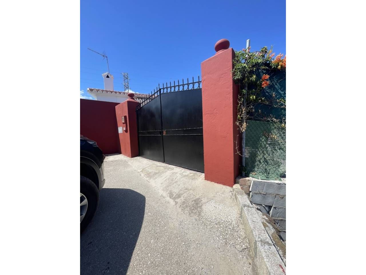 Vista exterior de Finca rústica en venda en Estepona amb Jardí privat i Terrassa