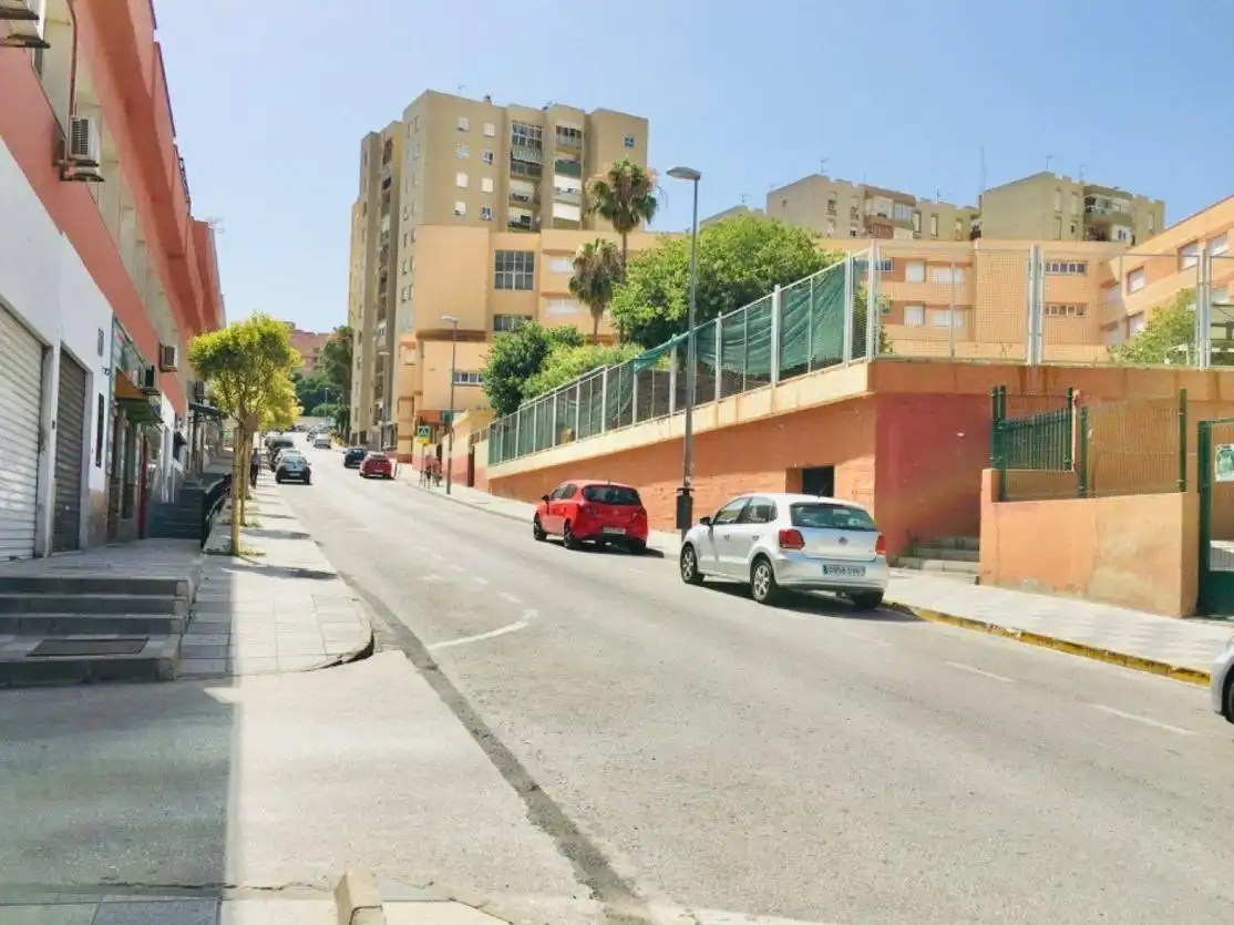 Exterior view of Garage for sale in Algeciras