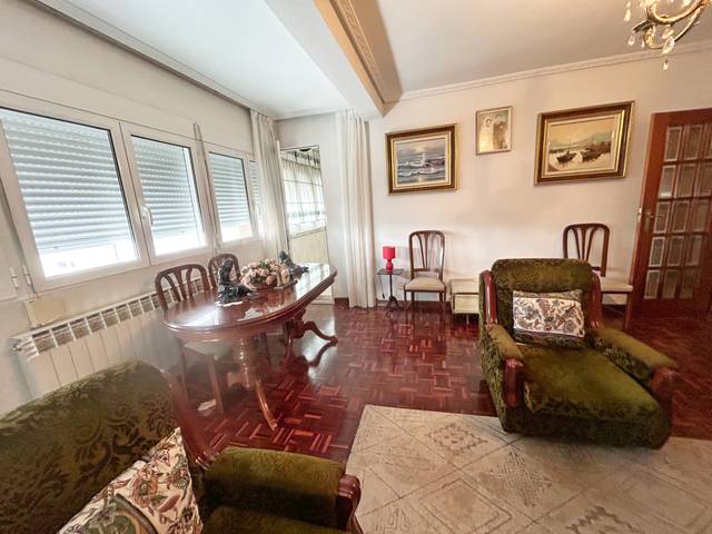 Piso en Venta en Senda Valentín Foronda, 15 en Sansomendi