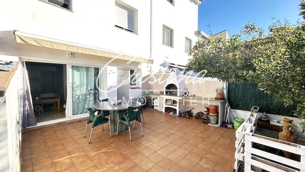 Terrassa de Casa adosada en venda en Santa Cristina d'Aro amb Calefacció i Jardí privat