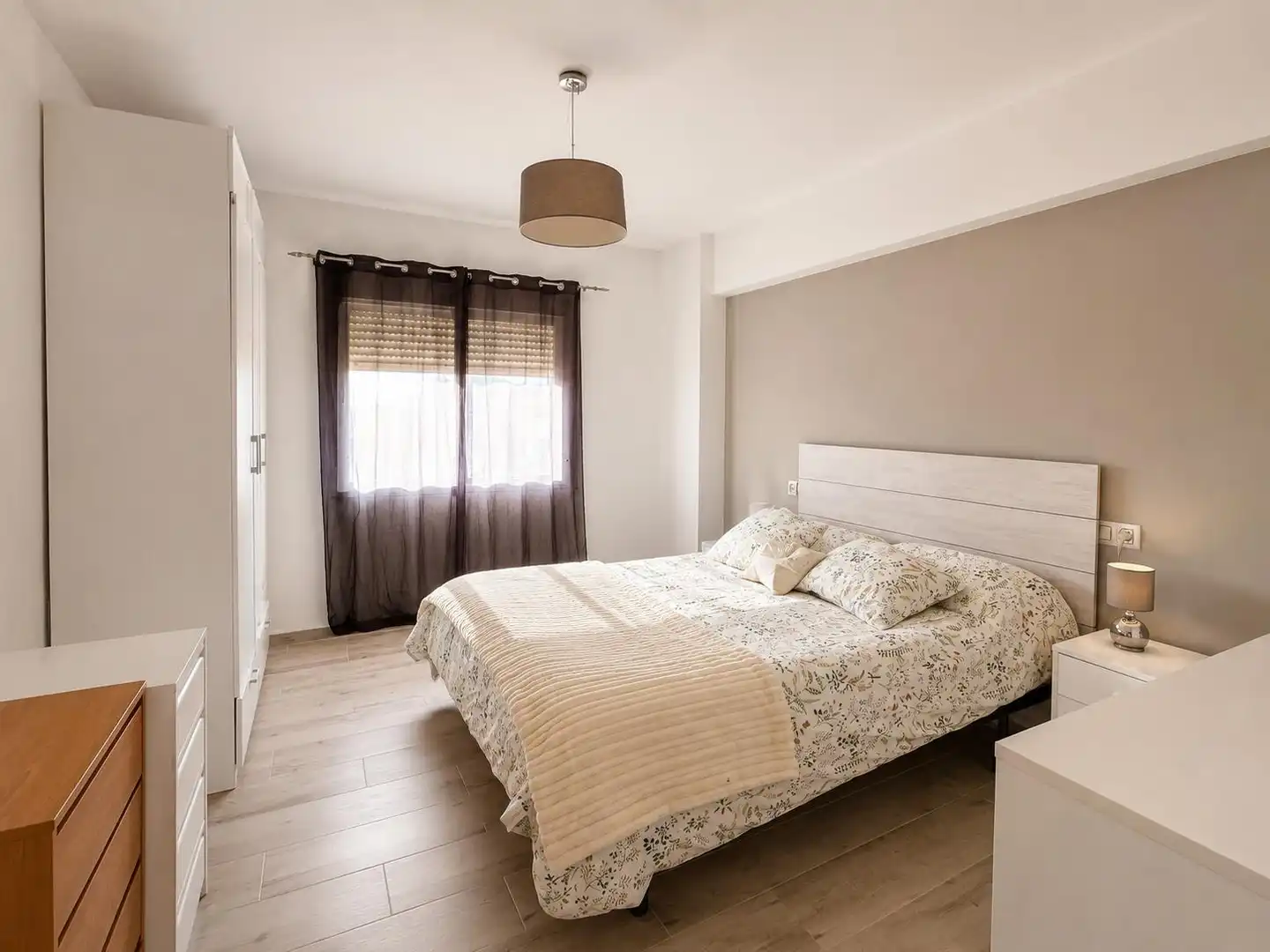 Bedroom of Flat for sale in Armilla  with Furnished