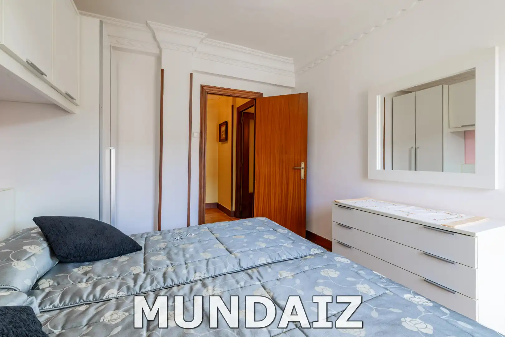 Habitación de Piso en venta en Donostia - San Sebastián  con Calefacción, Amueblado y Horno