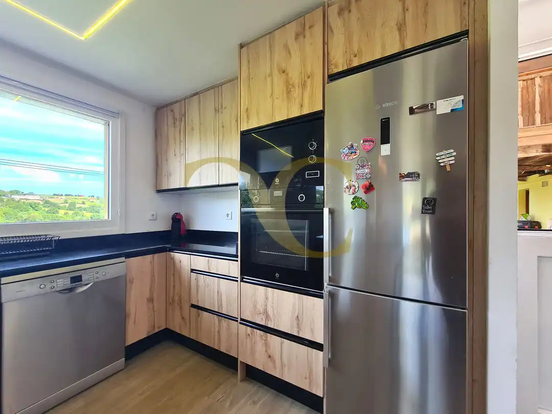 Cocina de Casa o chalet en venta en Gijón  con Calefacción, Jardín privado y Balcón