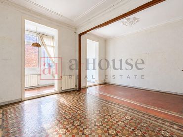 Appartamento con ascensore in vendita a Carrer de Girona