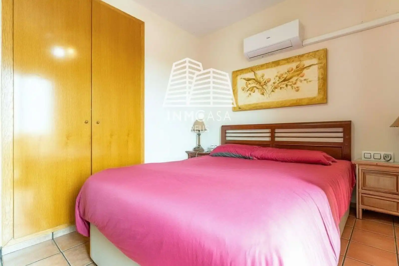 Habitación de Casa adosada en venta en La Pobla de Montornès   con Aire acondicionado, Calefacción y Terraza