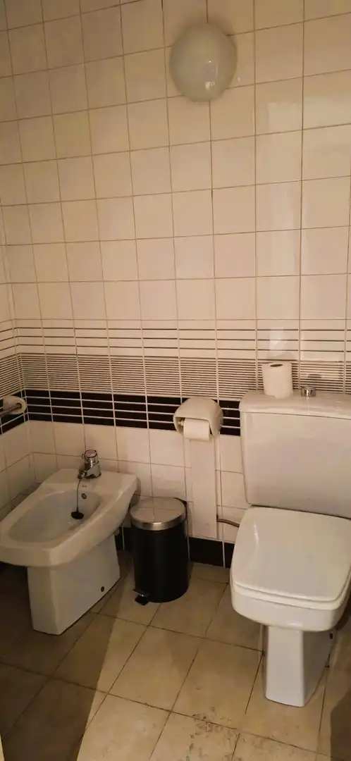 Bathroom of Office for rent in Eixample Nord